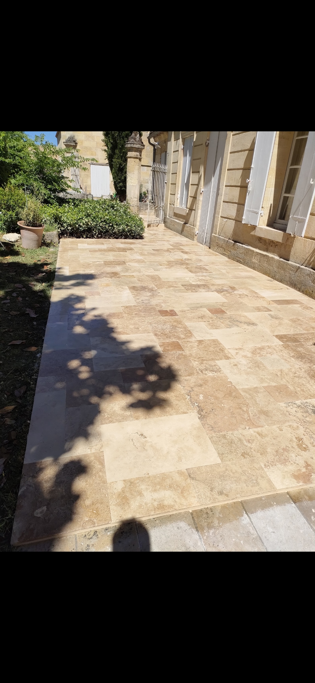 Les tendances carrelage 2026 : Le retour du Travertin